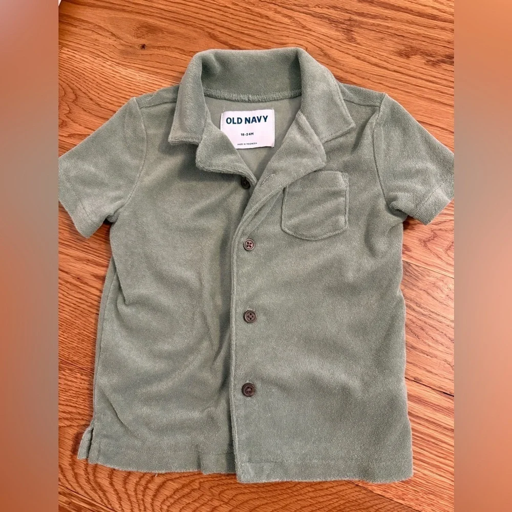 Short-Sleeve Loop-Terry Shirt and Shorts Set for Toddler Boys size 18-24 months